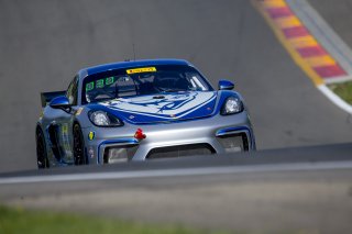 #21 Porsche 718 Cayman CS MR of Michael Dinan and Robby Foley, Flying Lizard Motorsports, Watkins Glen World Challenge America, Watkins Glen NY
 | Brian Cleary/SRO
