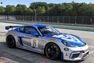 #21 Porsche 718 Cayman CS MR of Michael Dinan and Robby Foley with Flying Lizard Motorsports

Road America World Challenge America , Elkhart Lake WI | Gavin Baker/SRO
