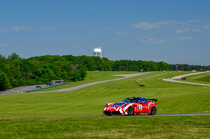 #50, Panoz Avezzano GT4, Ian James 