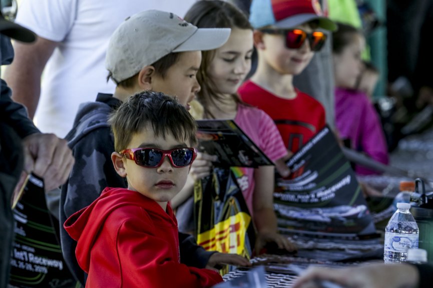 Autograph Session
VIRginia International Raceway, Alton VA     