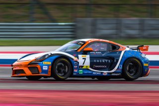 #7 Porsche 718 Cayman GT4 CLUBSPORT MR of Sam Owen and Sean Gibbons, NOLASPORT with OGH, Am, Pirelli GT4 America, SRO America, Circuit of the Americas, Austin, Texas, April May 2021. | Fabian Lagunas/SRO