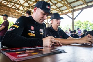 Autograph Session at GT4 America, SRO America, Virginia International Raceway, Alton, VA, July 17-20, 2025.
 | SRO Motorsports Group