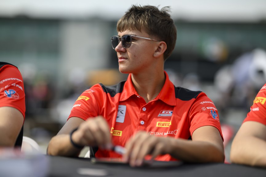Driver Autograph Session