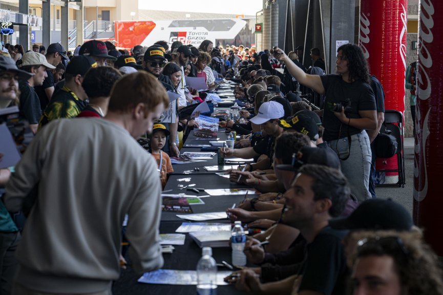 Driver Autograph Session