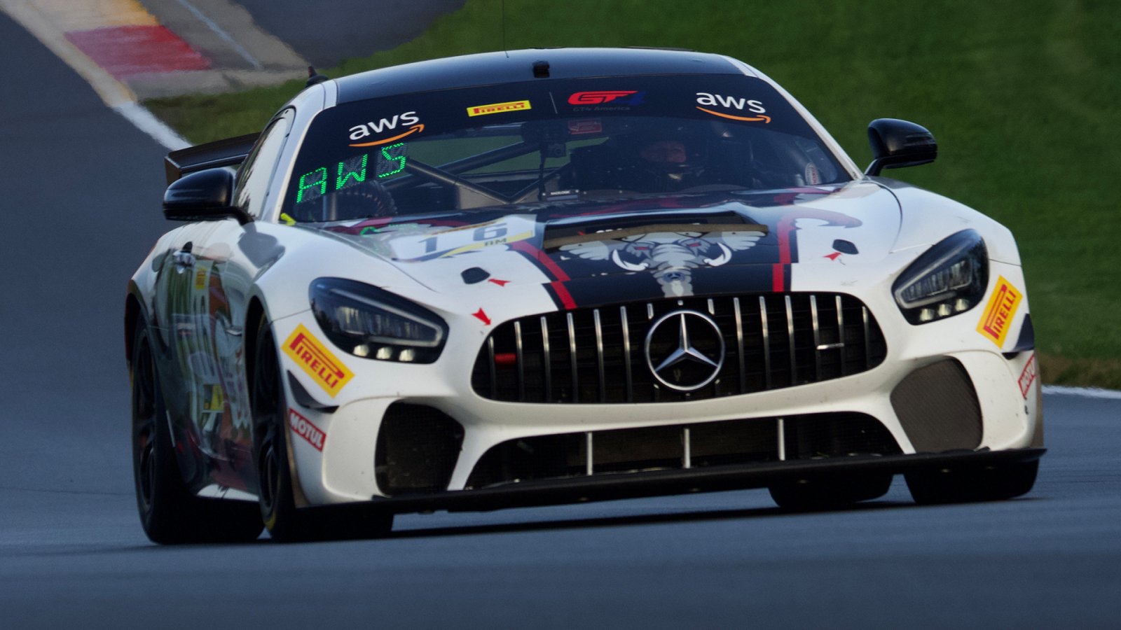 Mercedes, Porsche Claim Poles in Abbreviated Qualifying at Watkins Glen