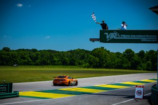 #72 Mercedes-AMG GT4 of Kenny Murillo and Christian Sczymzak, Murillo Racing, SL, Pirelli GT4 America, SRO America, VIRginia International Raceway, Alton, VA, June 2021. | Fabian Lagunas/SRO