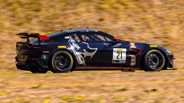 Foley, Dinan Dominant in Home Win for Flying Lizard Motorsports at Sonoma Raceway