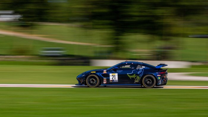 Foley/Dinan Conquer Pirelli GT4 America SprintX Field To Win Race 2 At Road America