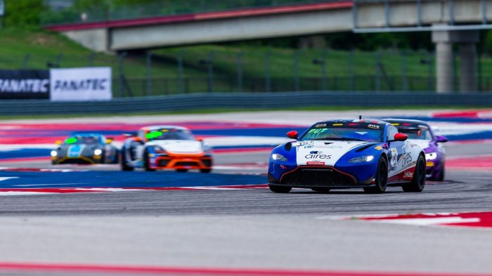 BSport Aston Martin leads final practice session from rainy Texas